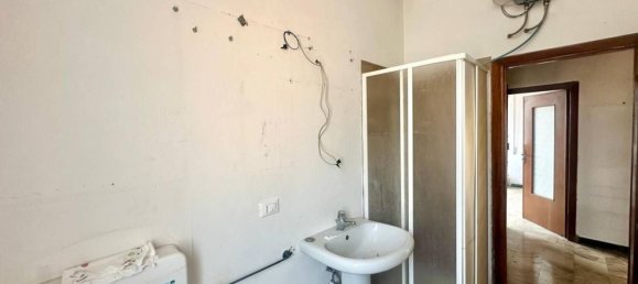 5 rooms Apartment in Loano, Italy No. 296054 31