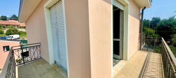 5 rooms Apartment in Loano, Italy No. 296054 24