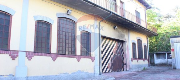 765m² Warehouse in Varese, Italy No. 132621 13