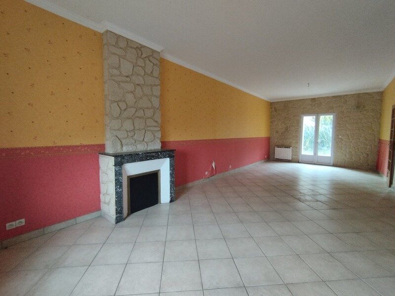 Casa de 6 habitaciónes en Tannois, France No. 49833