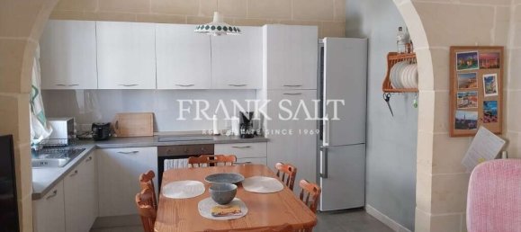Apartamento de 2 dormitorios en Marsalforn, Malta No. 110 3