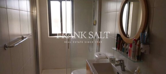 Apartamento de 2 dormitorios en Marsalforn, Malta No. 110 2