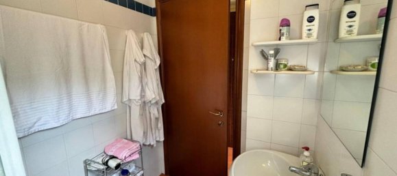 6-salle Appartement à Polpenazze del Garda, Italy No. 28874 16