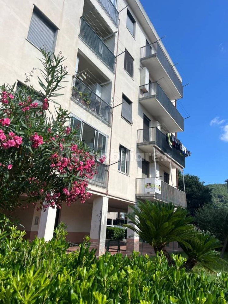 2 bedrooms Apartment in Quiliano, Italy No. 337172