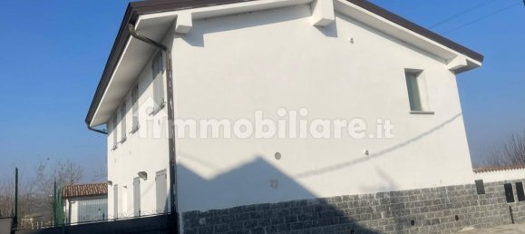 4 bedrooms Villa in Ziano Piacentino, Italy No. 163156 5