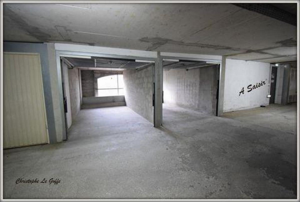 Laden in Mougins, France 24m², Nr. 18033