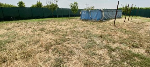 5 rooms Apartment in Soliera, Italy No. 237796 4