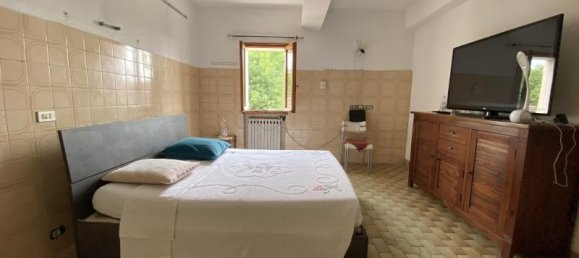 5 rooms Apartment in Soliera, Italy No. 237796 15