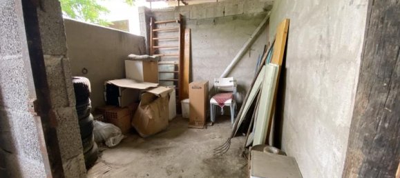 5 rooms Apartment in Soliera, Italy No. 237796 7