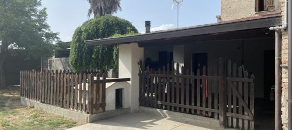 5 rooms Apartment in Soliera, Italy No. 237796 8