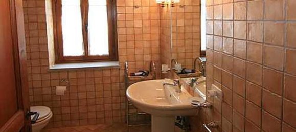 11 bedrooms House in Castel Focognano, Italy No. 53524 6