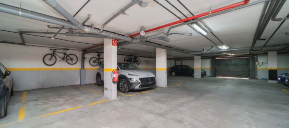 4 bedrooms Townhouse in Madrid, Spain No. 158819 18