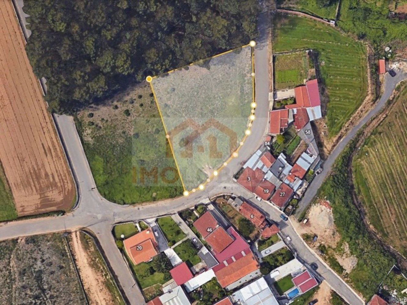  Land in Ovar, Portugal No. 355824