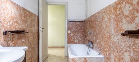 4 rooms Apartment in Rome, Italy No. 221173 24