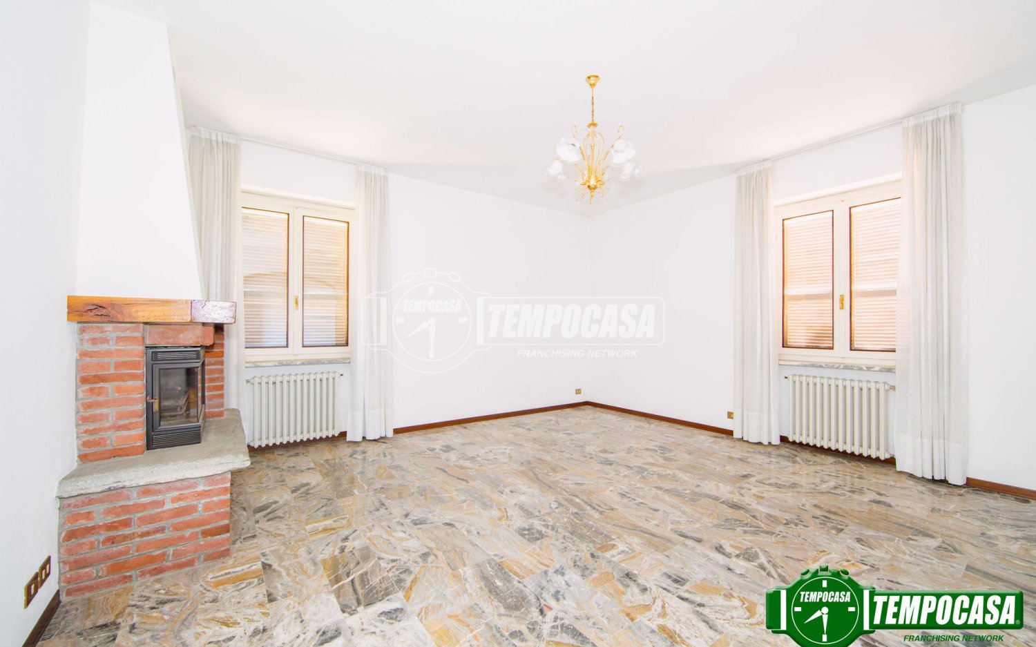 4-Zimmer Villa in Linarolo, Italy, Nr. 266222