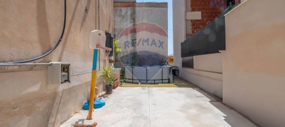 10 rooms House in Noto, Italy No. 306117 12