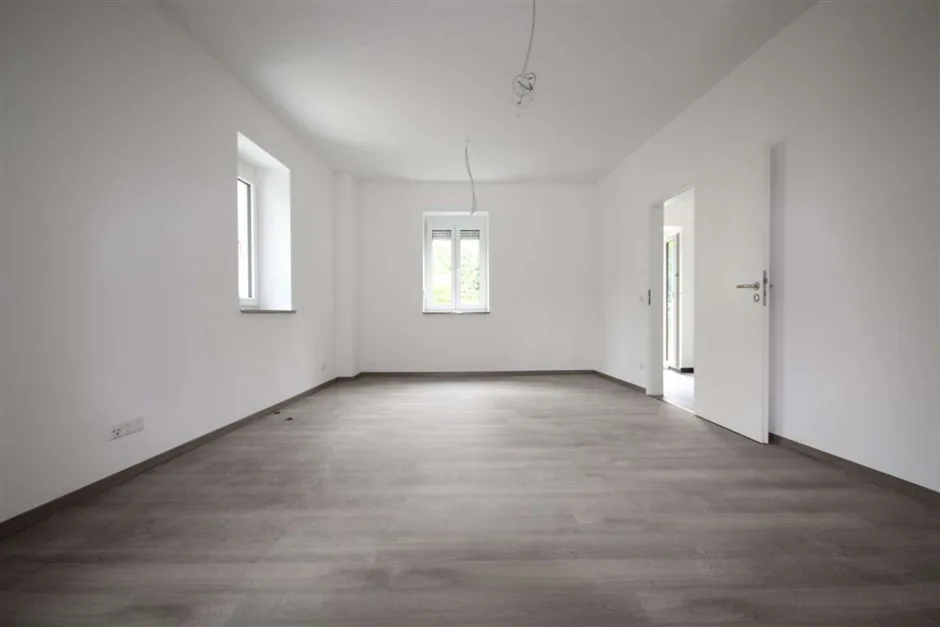 Квартира с 5 спальнями в Нойбург-Шробенхаузен, Германия № 124321