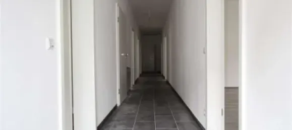 Квартира с 5 спальнями в Нойбург-Шробенхаузен, Германия № 124321 2