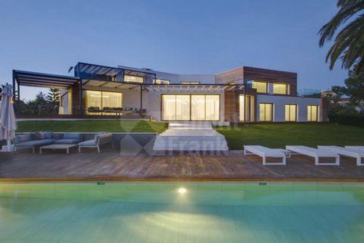 5 bedrooms House in Cannes, France No. 6596