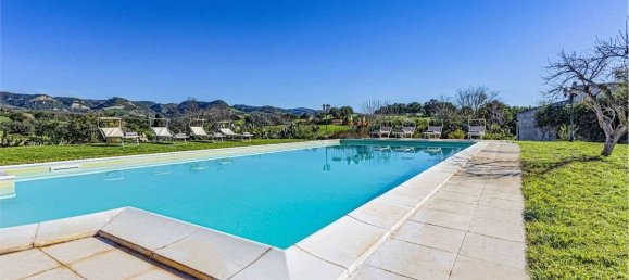 Propiedad comercial en Noto, Italy 168000 m² No. 333962 2