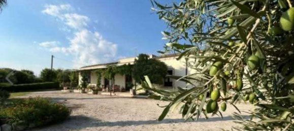 Propiedad comercial en Noto, Italy 168000 m² No. 333962 37