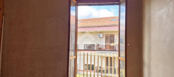 2 Schlafzimmer Wohnung in Aci Sant'Antonio, Italy, Nr. 300048 18