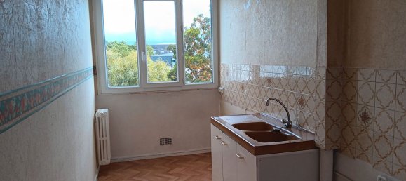 3 bedrooms Apartment in Tours, France No. 83987 5