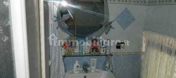 5 rooms House in Carrara, Italy No. 48159 16