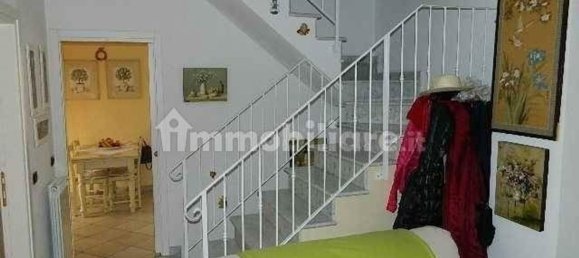 5 rooms House in Carrara, Italy No. 48159 7