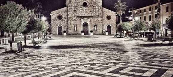 5 rooms House in Carrara, Italy No. 48159 21