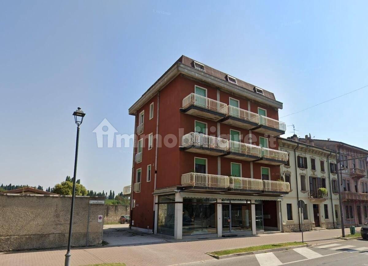 3 bedrooms Apartment in San Martino Buon Albergo, Italy No. 56650