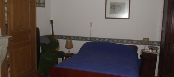 3 chambres Maison à Précy-Saint-Martin, France No. 70129 9