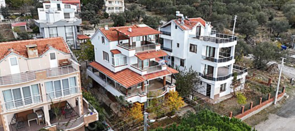 Villa 6+1 in Izmir, Turkey No. 33750 14