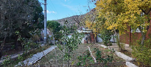 Villa 6+1 in Izmir, Turkey No. 33750 2