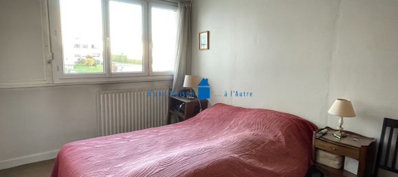 3 bedrooms Apartment in Carrieres-sur-Seine, France No. 163248 7