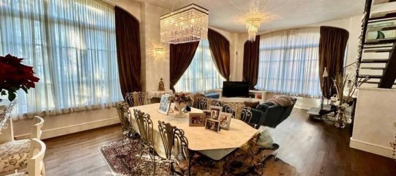 Apartamento de 4 dormitorios en Macherio, Italy No. 332153 16