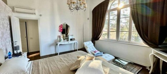 Apartamento de 4 dormitorios en Macherio, Italy No. 332153 18