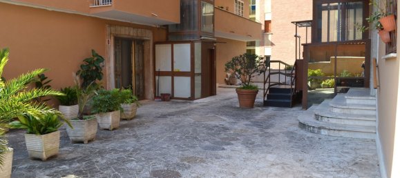 3 rooms Apartment in Rome, Italy No. 126726 49