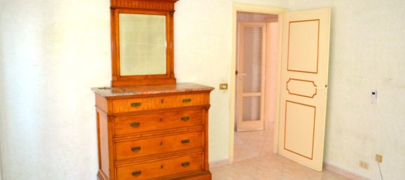 3 rooms Apartment in Rome, Italy No. 126726 11