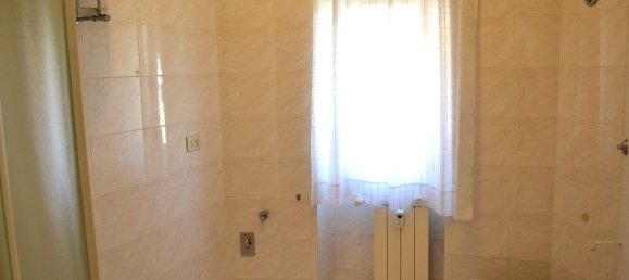 3 rooms Apartment in Rome, Italy No. 126726 25
