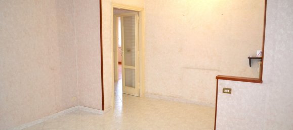 3 rooms Apartment in Rome, Italy No. 126726 6