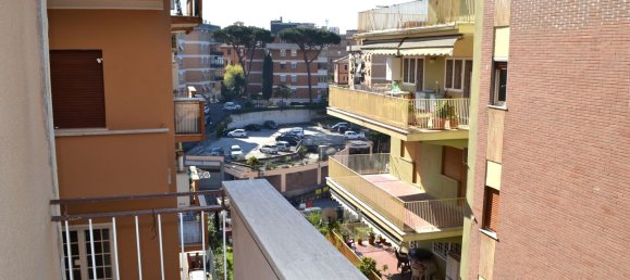 3 rooms Apartment in Rome, Italy No. 126726 38