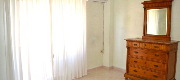 3 rooms Apartment in Rome, Italy No. 126726 9