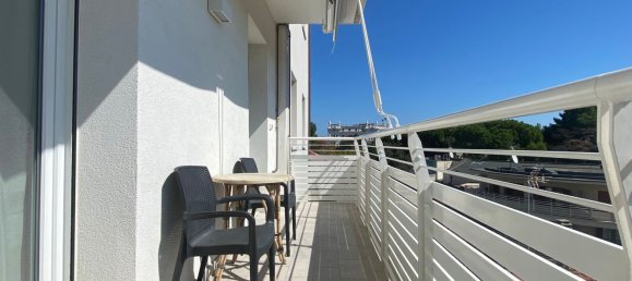 Apartamento de 3 dormitorios en Rimini, Italy No. 359411 27