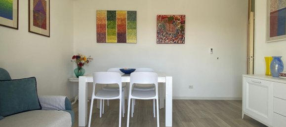 Apartamento de 3 dormitorios en Rimini, Italy No. 359411 13