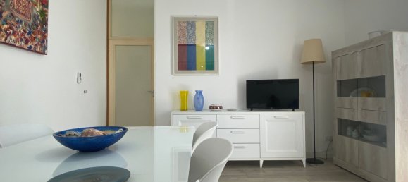 Apartamento de 3 dormitorios en Rimini, Italy No. 359411 18