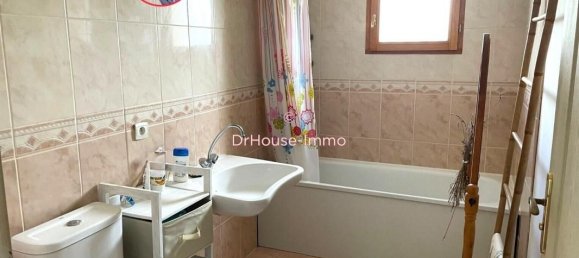 4 bedrooms House in Gargenville, France No. 165730 11