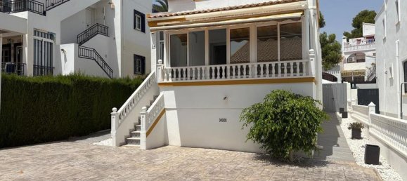 Villa de 3 dormitorios en Alicante, Spain No. 188279 3