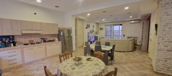 3 rooms Apartment in Scafati, Italy No. 77485 9