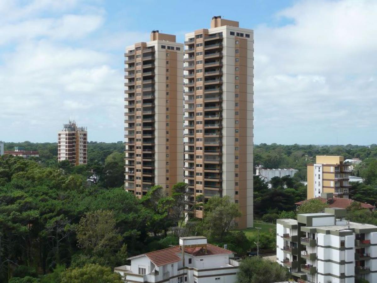 3 bedrooms Apartment in Mar del Plata, Argentina No. 78991